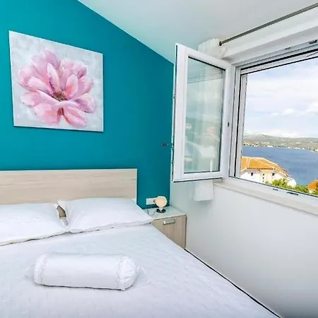 דירה Family-friendly With Swimming Pool - Rogoznica - 24214 *