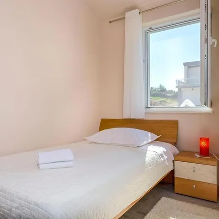 Family Friendly With A Swimming Pool Razanj, Rogoznica - 24214 Razanj