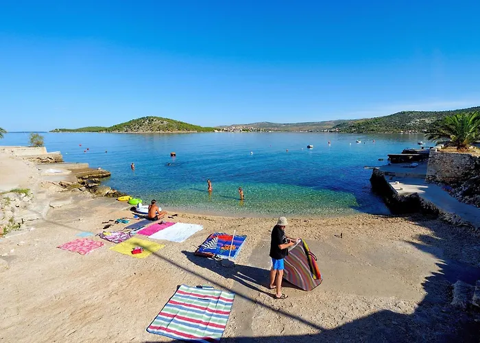 Family-friendly With Swimming Pool Razanj, Rogoznica - 24214 Daire